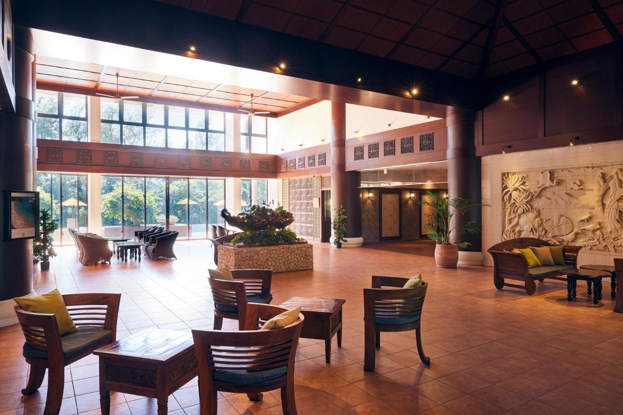 Iriomote Hotel By Hoshino Resorts Urauchi Luaran gambar