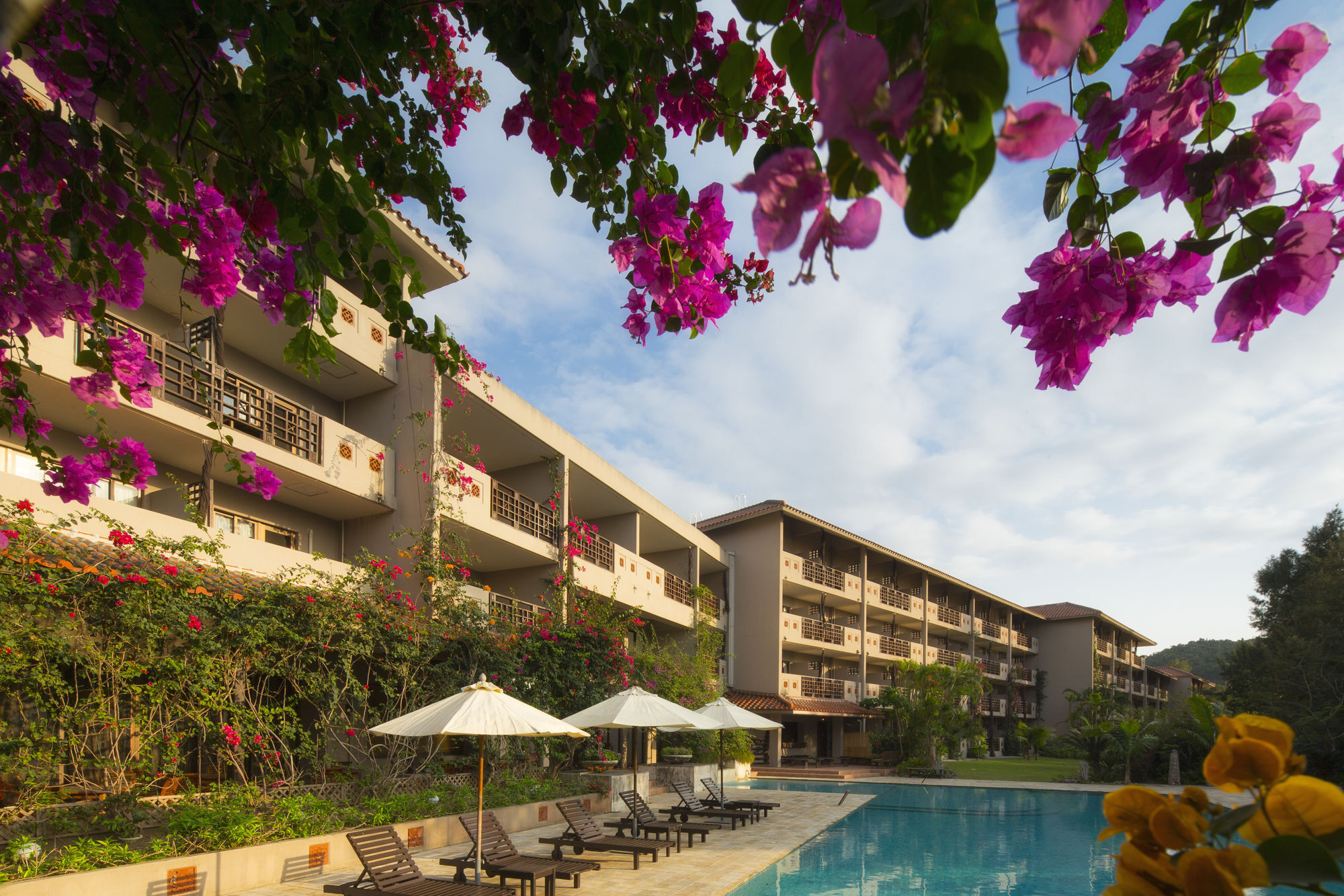 Iriomote Hotel By Hoshino Resorts Urauchi Luaran gambar