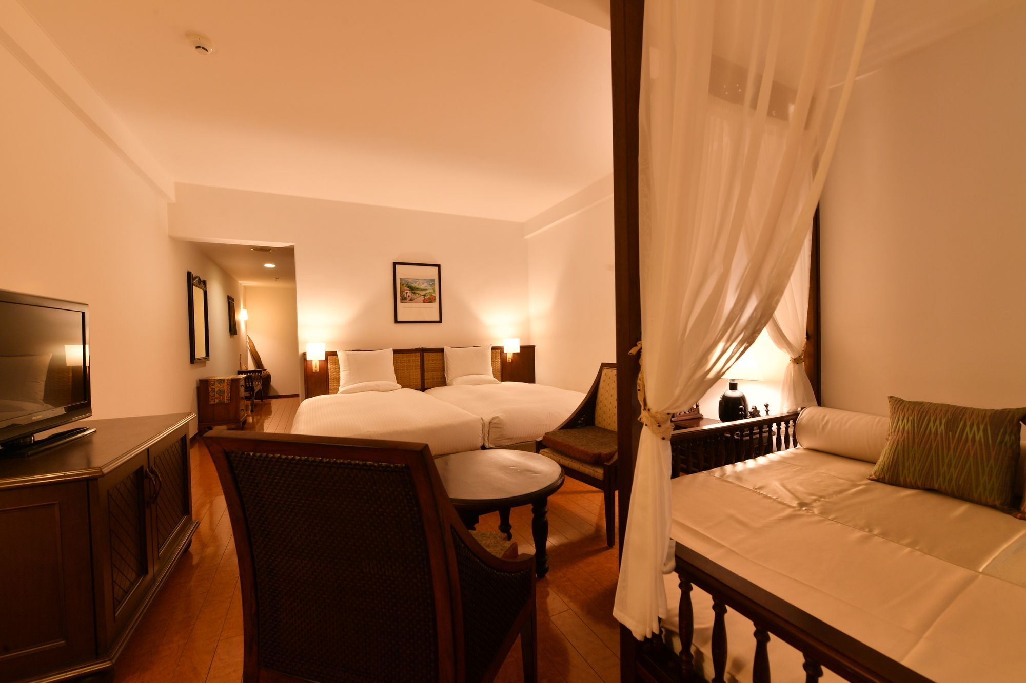 Iriomote Hotel By Hoshino Resorts Urauchi Luaran gambar